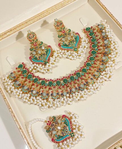 Stunning Indian Pakistani Green-Beige Bridal Necklace Set with Earrings & Bindi