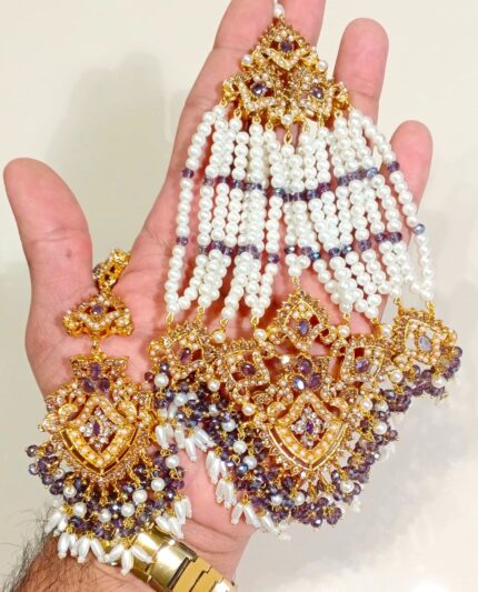Jhumar Bindi - White & Purple